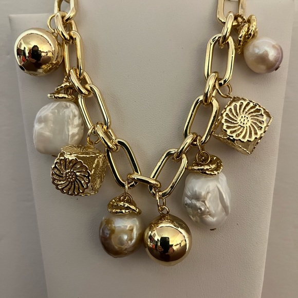 Charm Bracelet - Picture 12 of 15